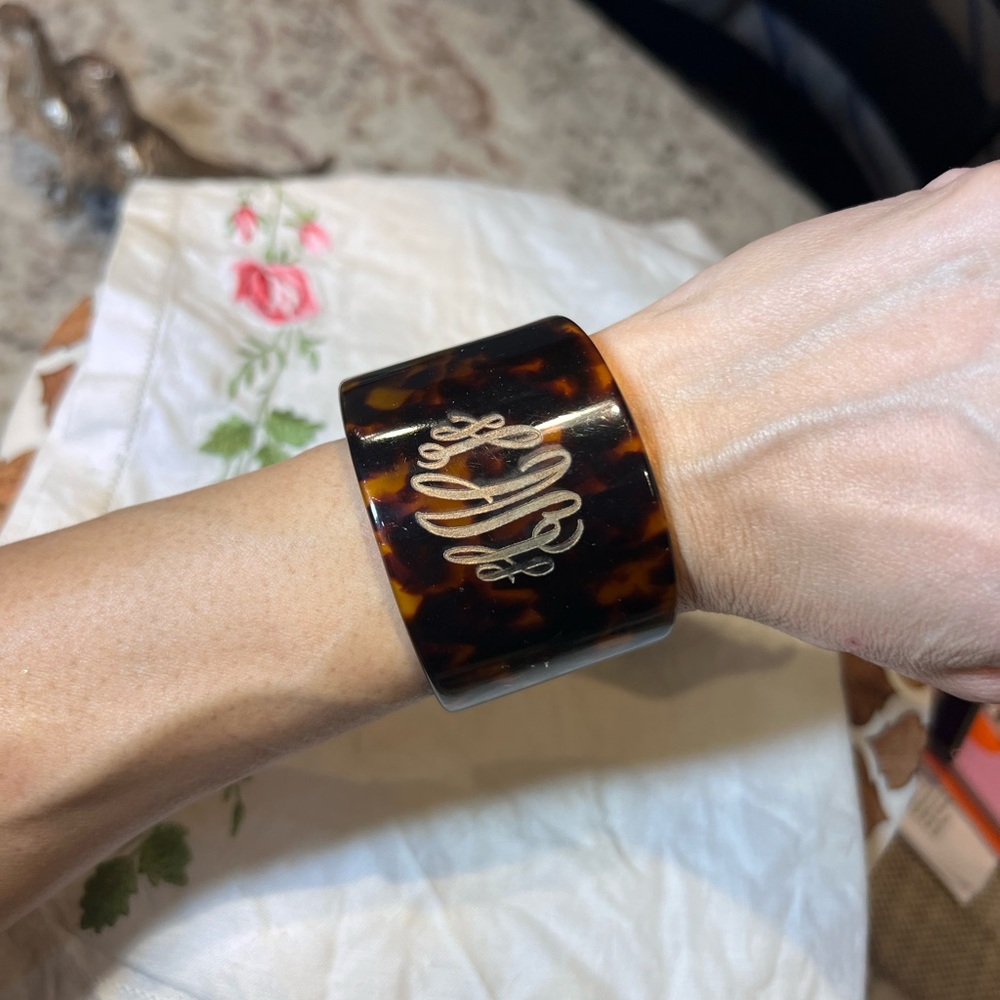 Beautiful Tortoise Shell-Look Cuff Bangle Bracele… - image 5